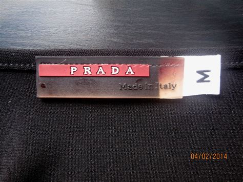 fake prada labels